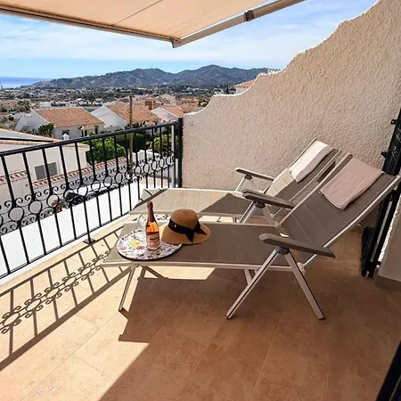 Lovely Townhouse, Several Terraces, Garden, Pool