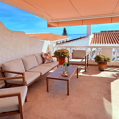 Lovely Townhouse, Several Terraces, Garden, Pool Prázdninový dům *