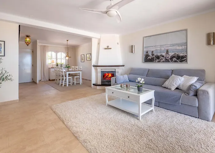 Holiday home Lovely Townhouse, Several Terraces, Garden, Pool *