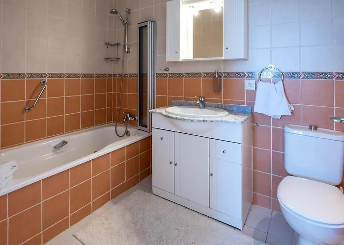 Дом отдыха Lovely Townhouse, Several Terraces, Garden, Pool