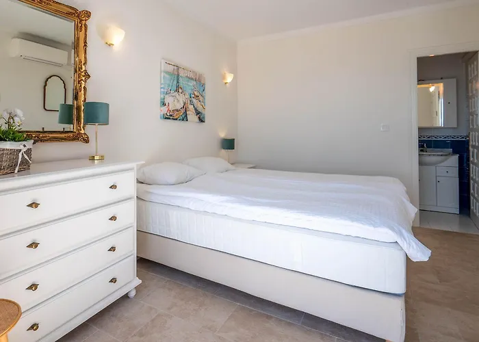 Lovely Townhouse, Several Terraces, Garden, Pool