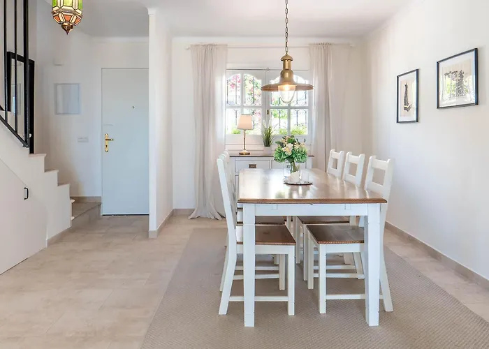 Lovely Townhouse, Several Terraces, Garden, Pool * Нерха