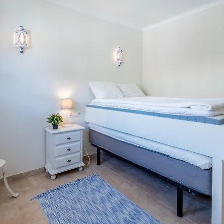 Lovely Townhouse, Several Terraces, Garden, Pool